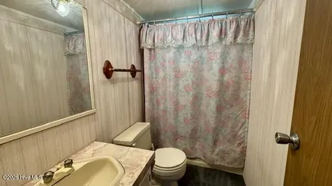 648 Old Church Road Swansboro NC 28584