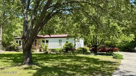 648 Old Church Road Swansboro NC 28584