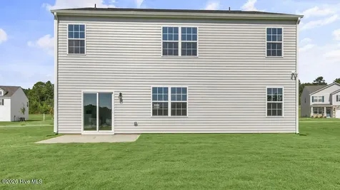 1110 Shoreline Drive Vass NC 28394