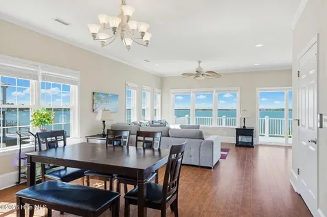 203 Riverside Drive Sneads Ferry NC 28460