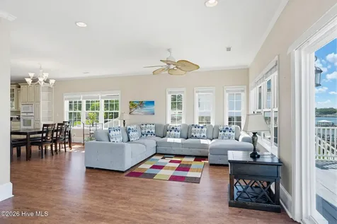 203 Riverside Drive Sneads Ferry NC 28460