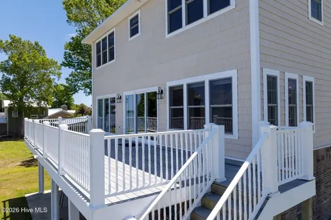 203 Riverside Drive Sneads Ferry NC 28460