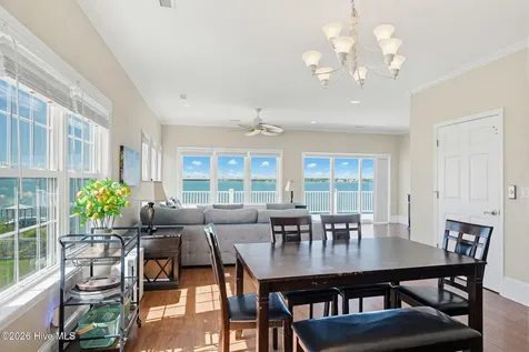 203 Riverside Drive Sneads Ferry NC 28460
