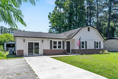 434 Kenwood Drive Jacksonville NC 28540