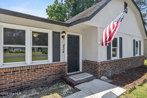 434 Kenwood Drive Jacksonville NC 28540