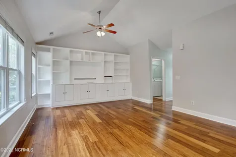611 Catamaran Drive Wilmington NC 28412