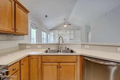 611 Catamaran Drive Wilmington NC 28412