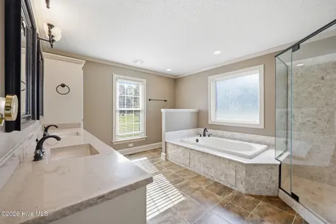 3190 Fox Run Circle Kinston NC 28504