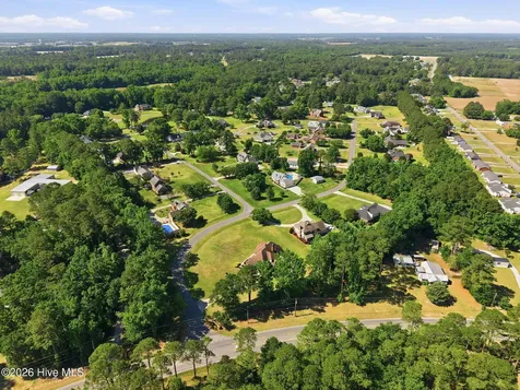 3190 Fox Run Circle Kinston NC 28504