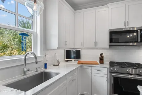 971 Softwind Way Southport NC 28461