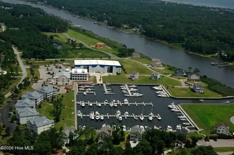 971 Softwind Way Southport NC 28461