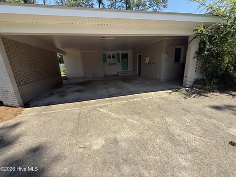 620 S Pembroke Avenue Ahoskie NC 27910