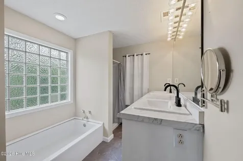 619 Fox Ridge Court Havelock NC 28532