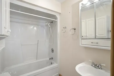 2704 W Beach Drive Oak Island NC 28465