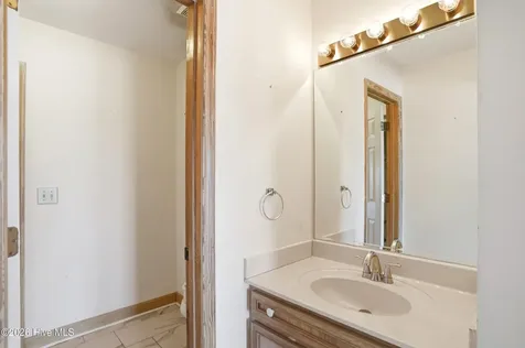 2704 W Beach Drive Oak Island NC 28465