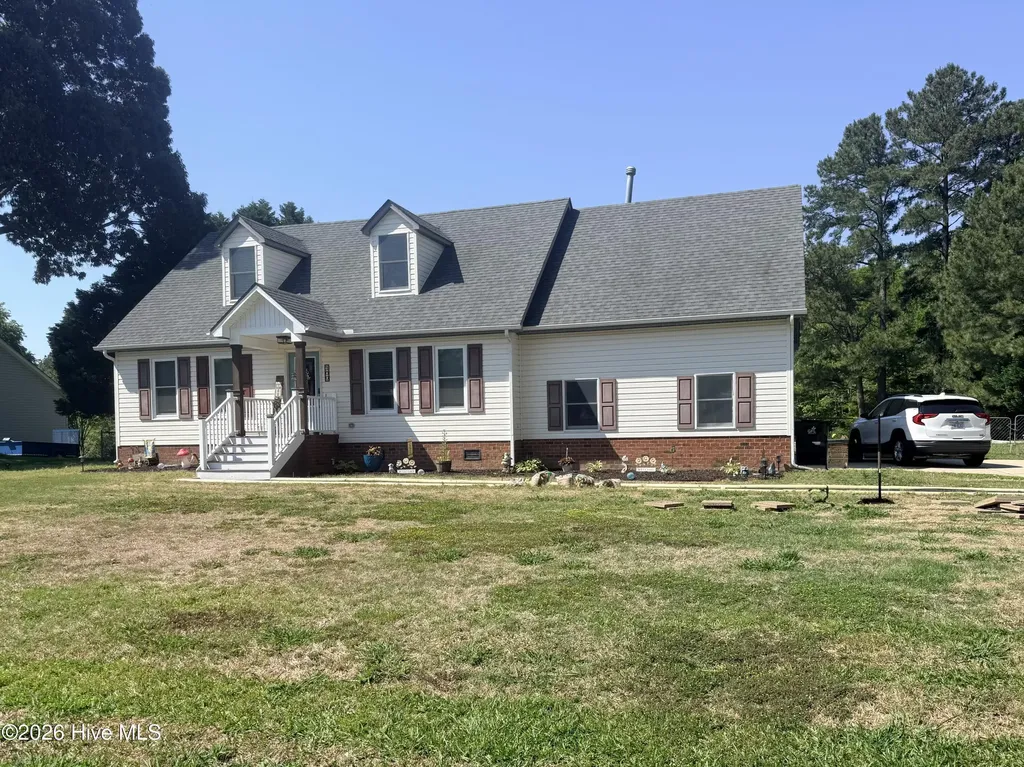 100 E Robin Court South Mills NC 27976