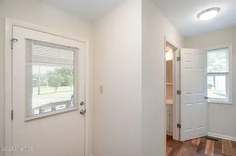 814 S Yaupon Terrace Morehead City NC 28557