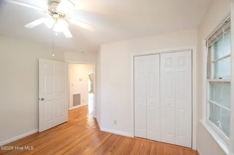 814 S Yaupon Terrace Morehead City NC 28557