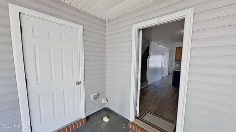 102 Springwood Drive Jacksonville NC 28546