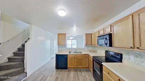 102 Springwood Drive Jacksonville NC 28546
