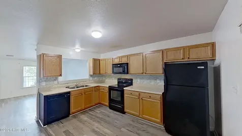 102 Springwood Drive Jacksonville NC 28546