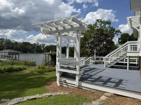 228 Kirby Grange Avenue Bath NC 27808