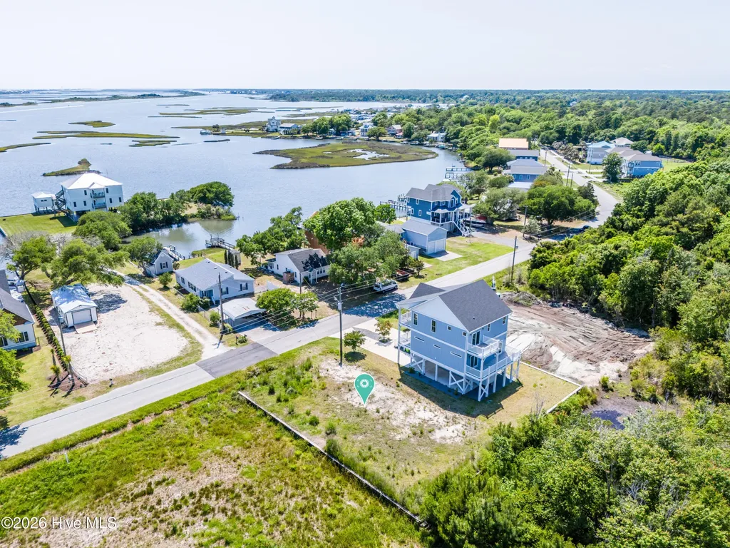 277 Little Kinston Road Surf City NC 28445