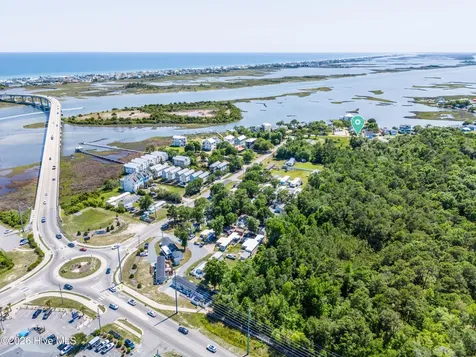 277 Little Kinston Road Surf City NC 28445