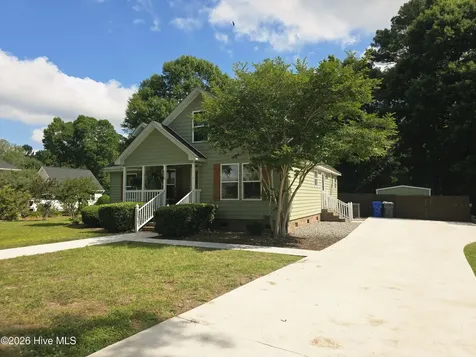 116 Schley Avenue Lake Waccamaw NC 28450