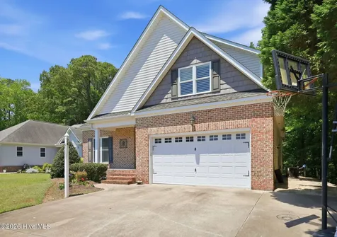 74 Hannah Drive Chocowinity NC 27817
