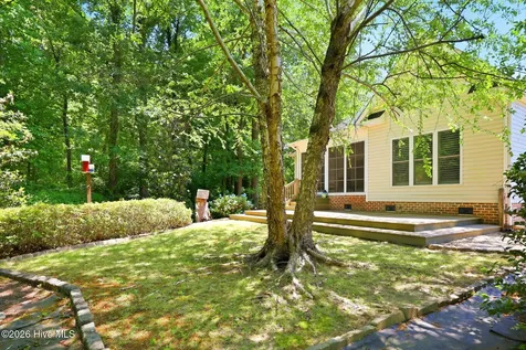 74 Hannah Drive Chocowinity NC 27817