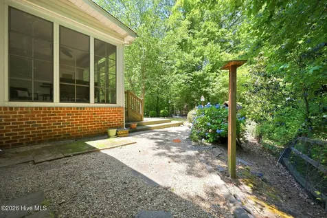 74 Hannah Drive Chocowinity NC 27817