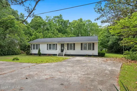 1514 S Jk Powell Boulevard Whiteville NC 28472