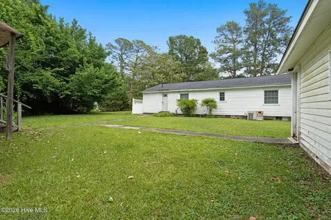 1514 S Jk Powell Boulevard Whiteville NC 28472