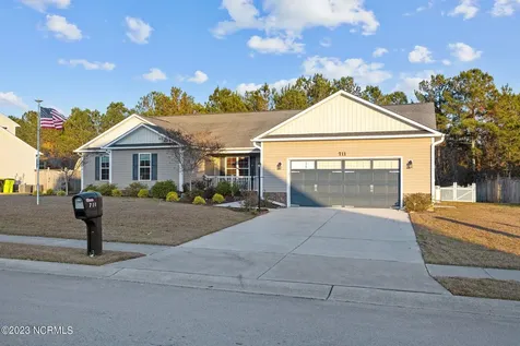 711 Shearwater Lane Swansboro NC 28584