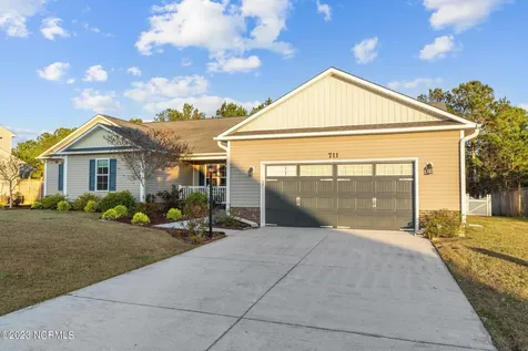 711 Shearwater Lane Swansboro NC 28584