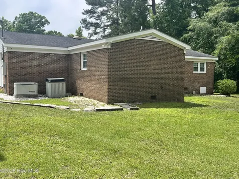 2085 New Britton Highway E Whiteville NC 28472
