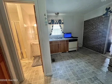 2085 New Britton Highway E Whiteville NC 28472