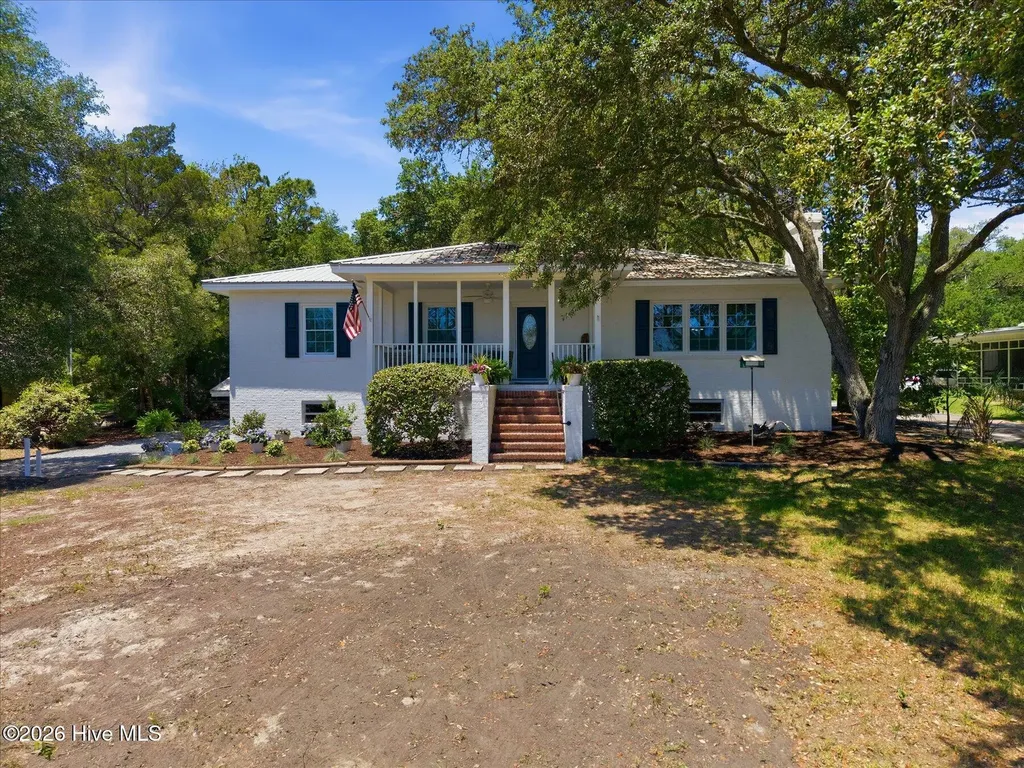 305 River Drive Southport NC 28461