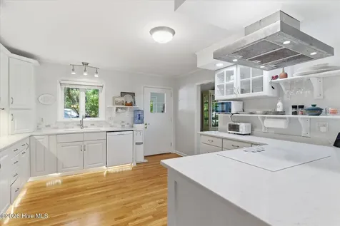 305 River Drive Southport NC 28461