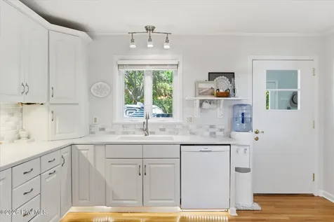 305 River Drive Southport NC 28461