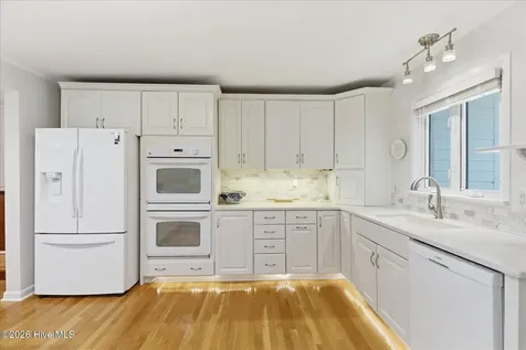305 River Drive Southport NC 28461