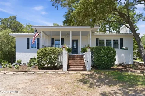 305 River Drive Southport NC 28461