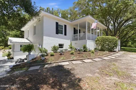 305 River Drive Southport NC 28461