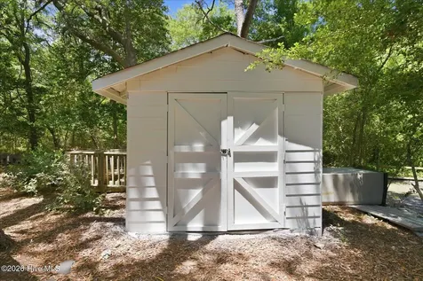 305 River Drive Southport NC 28461
