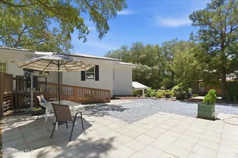 305 River Drive Southport NC 28461