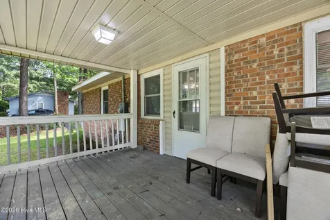 616 S Orange Street Wallace NC 28466