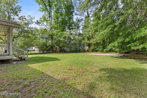 616 S Orange Street Wallace NC 28466