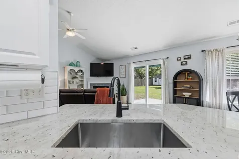 204 Bloomington Lane Wilmington NC 28411