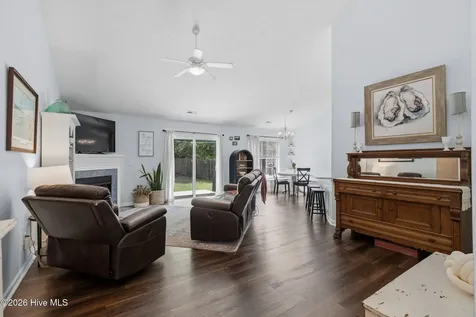 204 Bloomington Lane Wilmington NC 28411